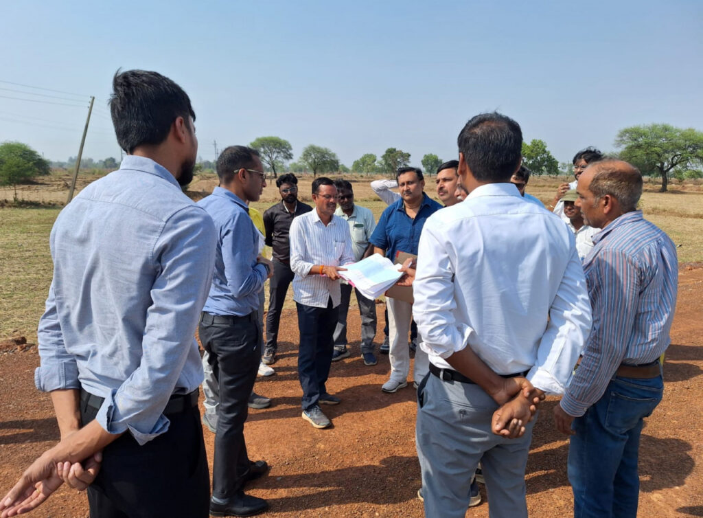 लोक निर्माण विभाग के सचिव ने निर्माणाधीन कुरुद-सिर्री मार्ग और सिर्री-चटौद सड़क का किया निरीक्षण…