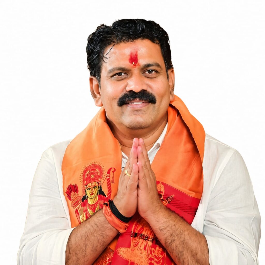 उप मुख्यमंत्री विजय शर्मा के विशेष प्रयासों से कबीरधाम में 52-52 लाख रुपए की लागत से हो रहा मिनी स्टेडियम का निर्माण…