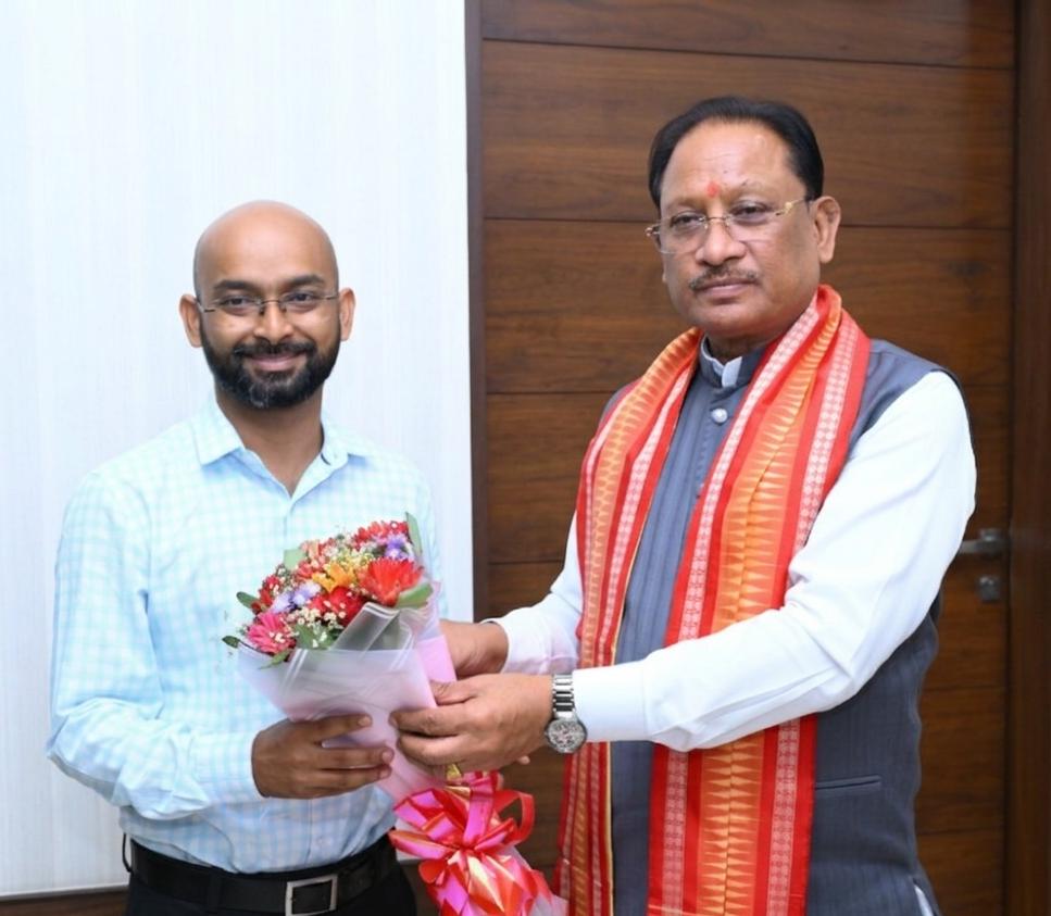 वनांचल के बेटे ने बढ़ाया प्रदेश का मान, आईएफएस बनकर रचा नया इतिहास…