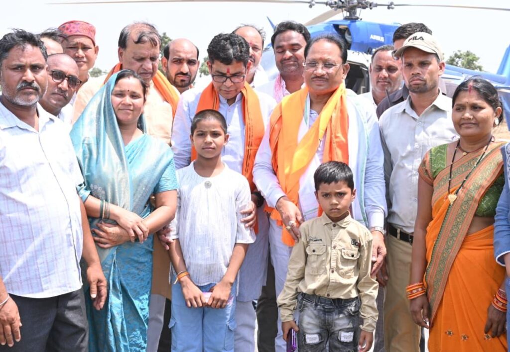 चिरायु योजना से मिली नई जिंदगी: समीरा और नितिन ने मुख्यमंत्री को थैंक यू कार्ड देकर जताया आभार…