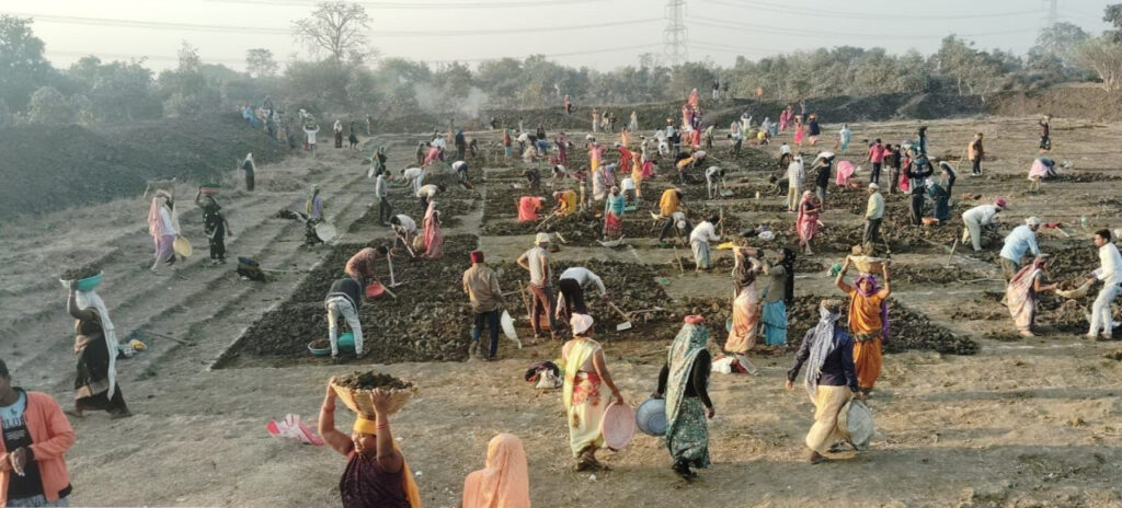 विशेष लेख : महात्मा गांधी नरेगा से जल संरक्षण का महाअभियान, रोजगार और आजीविका को मिली नई ताकत…