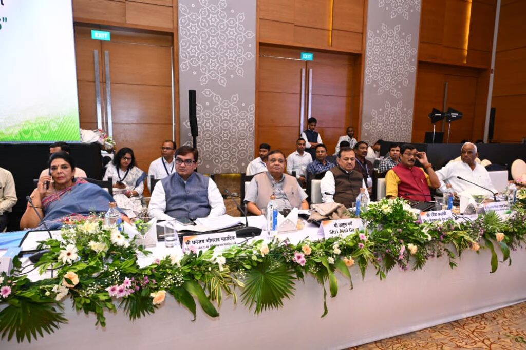 भारत-अमेरिका व्यापार संबंधों के मूल्यांकन पर संसदीय स्थायी समिति की रायपुर में बैठक आयोजित…
