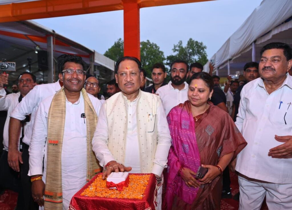 मुख्यमंत्री विष्णुदेव साय ने गरियाबंद को दी 603 करोड़ रुपये से अधिक के विकास कार्यों की सौगात…