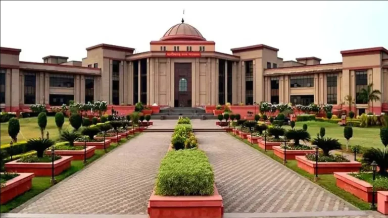 CG High Court: छत्तीसगढ़ के हजारों पेंशनर्स को बड़ी राहत, 59 माह के एरियर भुगतान का रास्ता साफ