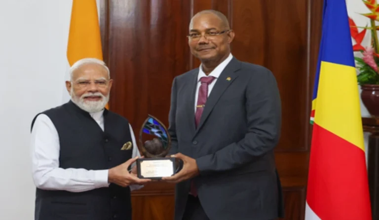 PM Modi Award: सेशेल्स के सर्वोच्च सम्मान से सम्मानित हुए पीएम मोदी, बोले- यह 140 करोड़ भारतीयों का गौरव