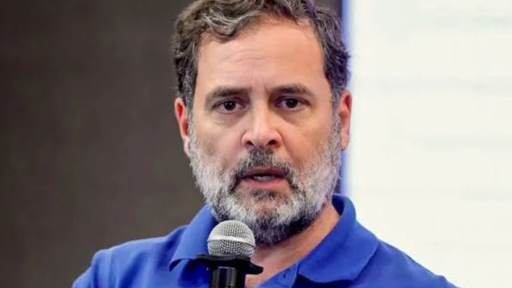 चंपारण शिविर में राहुल गांधी का संदेश…नेताओं को दी नसीहत, व्यक्तिगत बयानबाजी छोड़ जनता के मुद्दों पर करें राजनीति