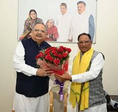 मुख्यमंत्री विष्णु देव साय ने विधानसभा अध्यक्ष डॉ. रमन सिंह को वैवाहिक वर्षगांठ पर दी बधाई…