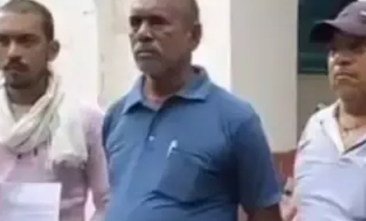पाइल्स ऑपरेशन के दौरान युवक की मौत का आरोप, कार्रवाई की मांग लेकर कलेक्टर पहुंचे परिजन
