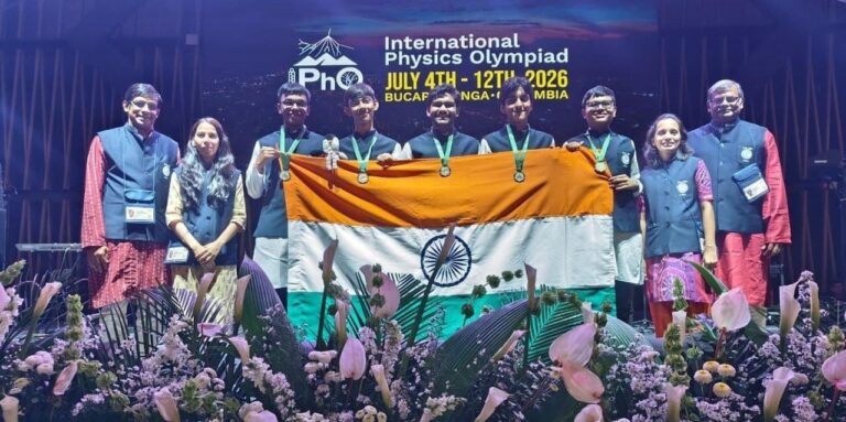 रायपुर : वित्त मंत्री ओपी चौधरी ने अंतरराष्ट्रीय भौतिकी ओलंपियाड 2026 के स्वर्ण पदक विजेताओं को दी बधाई