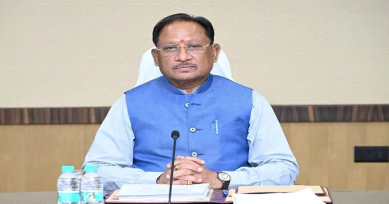 मुख्यमंत्री के निर्देश पर किसानों को खाद-बीज की निर्बाध उपलब्धता, कालाबाजारी पर कड़ा प्रहार….