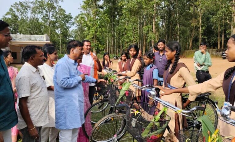 शिक्षा ही उज्ज्वल भविष्य की सबसे मजबूत आधारशिला : वन मंत्री केदार कश्यप