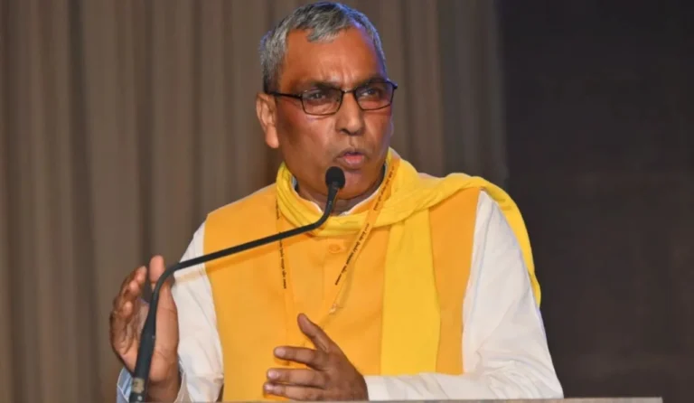 UP Politics: डिप्टी सीएम बनने की इच्छा पर बोले ओम प्रकाश राजभर, अखिलेश यादव पर भी साधा निशाना