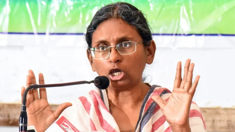 ’45 दिन के अंदर हाई कोर्ट में चुनाव याचिका लगाएंगे’, मीनाक्षी नटराजन बोलीं- पेपर लीक से सरकार ने युवाओं का भविष्य खतरे में डाला