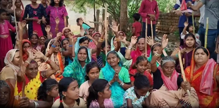 नकटी गांव के पीड़ितों को न्याय दिलाने मैदान में उतरेगी कांग्रेस, राज्यपाल से मिलेगी पार्टी