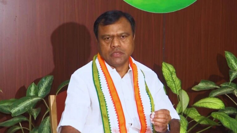 धर्मेंद्र प्रधान का इस्तीफा मजबूरी में, नैतिकता में नहीं: पीसीसी चीफ दीपक बैज