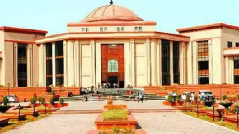 CG High Court: करंट से तीन मौतों पर हाईकोर्ट सख्त, स्वत: संज्ञान लेकर ऊर्जा विभाग और बिजली कंपनी से मांगा जवाब