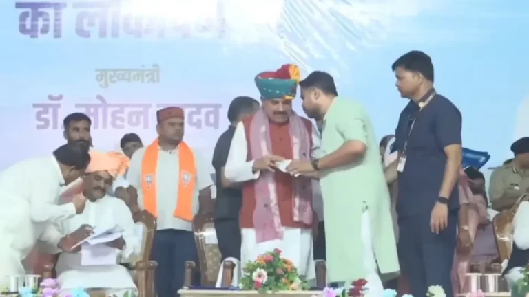 katni: बढ़ती आपराधिक घटनाओं को लेकर CM से मिले भाजपा युवा मोर्चा प्रदेश उपाध्यक्ष मृदुल मिश्रा, पुलिस प्रशासन पर लगाए गंभीर आरोप