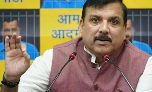 रायपुर पहुंचते ही संजय सिंह का भाजपा पर हमला, बोले- छत्तीसगढ़ की सत्ता दिल्ली से संचालित हो रही