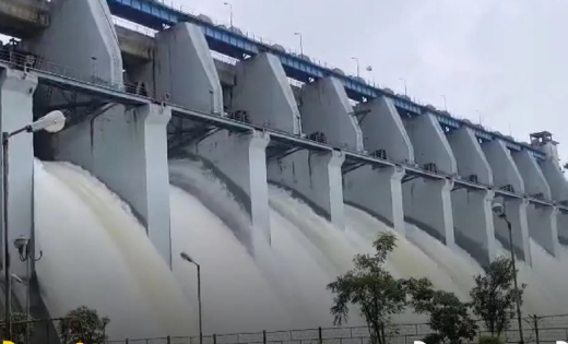 बारिश ने फिर बदली छत्तीसगढ़ की तस्वीर, बांध के गेट खुले तो दर्जनों गांवों में बढ़ा खतरा…अगले दिनों का मौसम भी दे रहा बड़ा संकेत