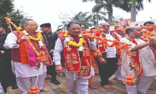 मुख्यमंत्री विष्णुदेव साय ने किया रुद्राभिषेक, प्रदेश की सुख-समृद्धि और खुशहाली की कामना; भव्य कांवड़ यात्रा में हुए शामिल