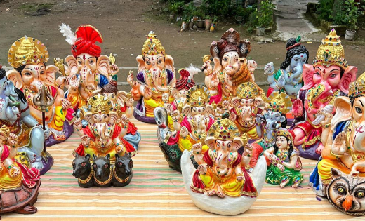 रायपुर : आस्था के साथ पर्यावरण संरक्षण का संदेश दे रही बंदियों की गणेश प्रतिमाएं