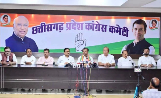 पीएससी परीक्षा में गड़बड़ी के आरोपों से गरमाई सियासत, दीपक बैज ने सरकार और आयोग से उठाए गंभीर सवाल