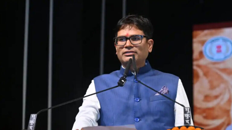 महाराजा चक्रधर सिंह की कला साधना को नमन, चक्रधर समारोह ने रायगढ़ की सांस्कृतिक विरासत को दी नई पहचान : ओ.पी. चौधरी