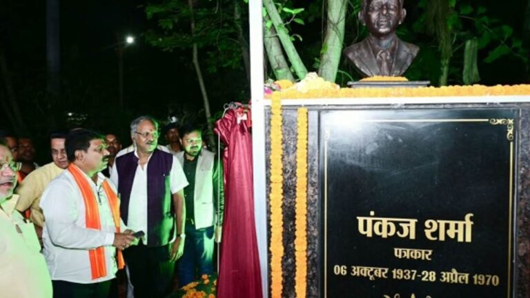 पत्रकार स्व. पंकज शर्मा की प्रतिमा का उप मुख्यमंत्री विजय शर्मा ने किया अनावरण, पत्रकारिता में योगदान को किया गया याद