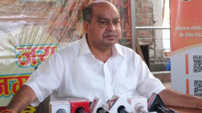 कांग्रेस की महारैली पर विधायक पुरंदर मिश्रा का निशाना, बोले- राज्योत्सव से डरकर भाग रहे कांग्रेसी