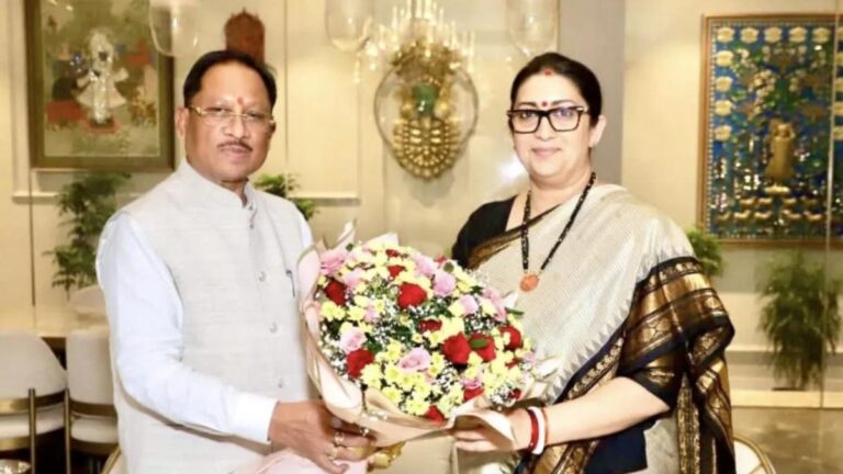 छत्तीसगढ़ में विकास की रफ्तार और संगठन की भूमिका पर चर्चा, सीएम साय ने स्मृति ईरानी से की मुलाकात