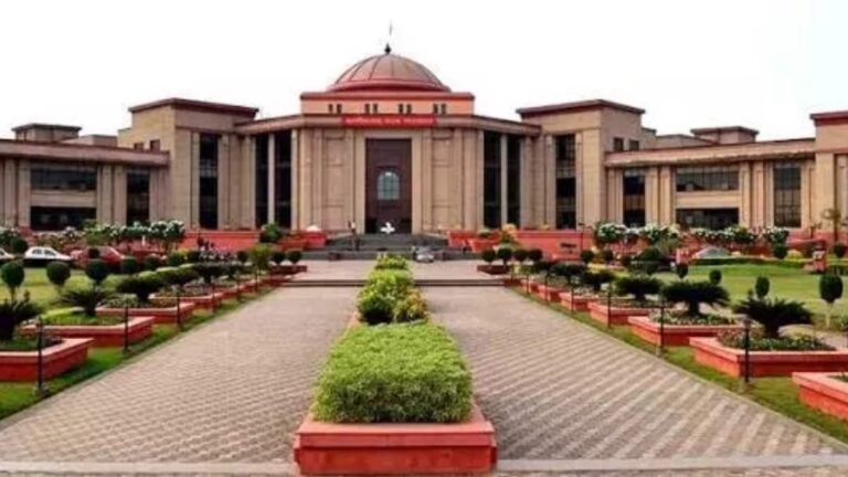 हाईकोर्ट के आदेश का 9 महीने तक नहीं हुआ पालन, आबकारी कमिश्नर समेत दो अधिकारियों को अवमानना का नोटिस