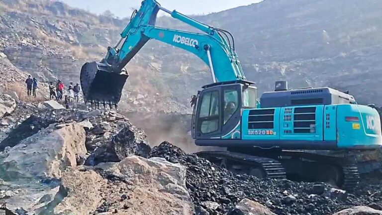 छत्तीसगढ़ के कोल लेवी केस में बड़ा दावा, EOW की छठी चार्जशीट में 104 करोड़ की रकम का कांग्रेस कार्यालय तक पहुंचने का जिक्र